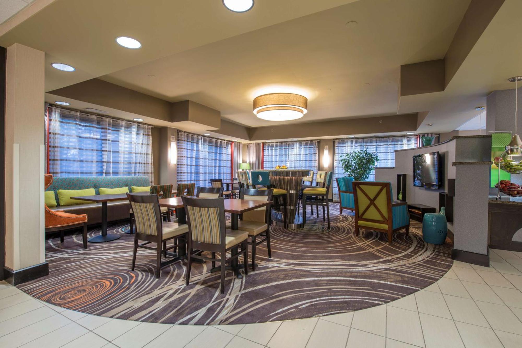 Hampton Inn Atlanta-ניונאן מראה חיצוני תמונה